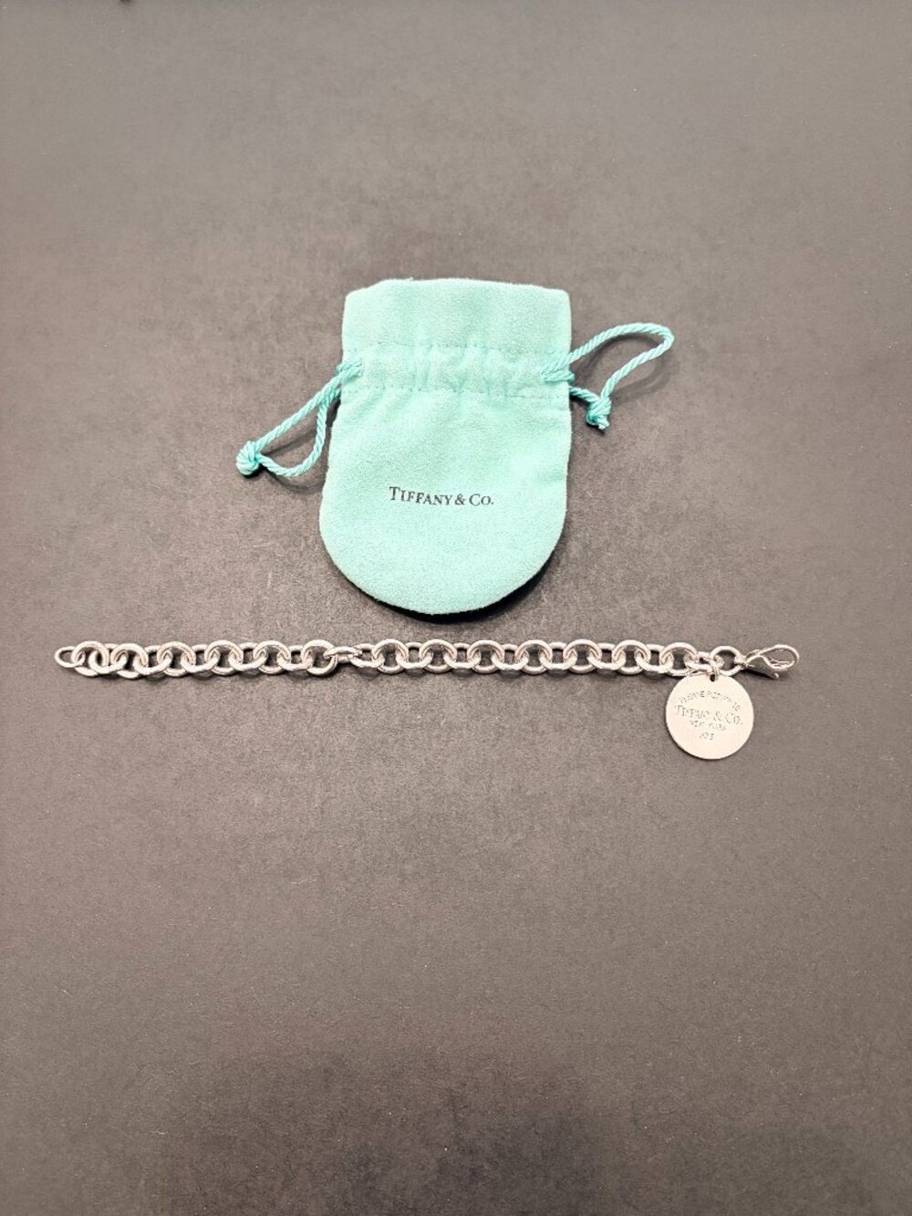 Return to Tiffany Disc Charm Bracelet (Authentic) - Picture 2 of 5